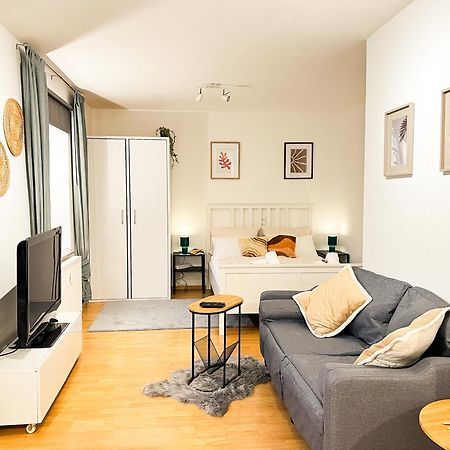 Qonroom - As Individual As You - Oeynhausen City Бад Ойнхаузен Екстериор снимка
