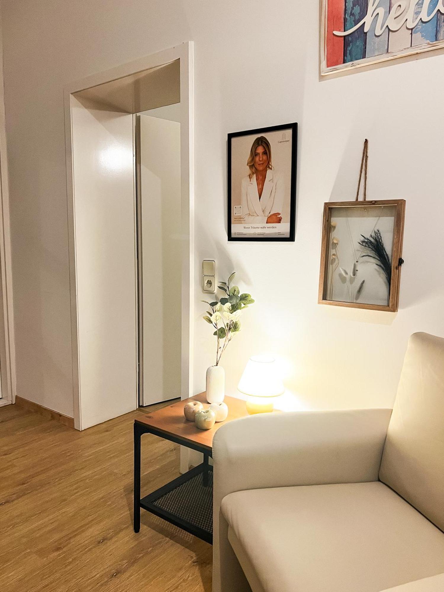 Qonroom - As Individual As You - Oeynhausen City Бад Ойнхаузен Екстериор снимка