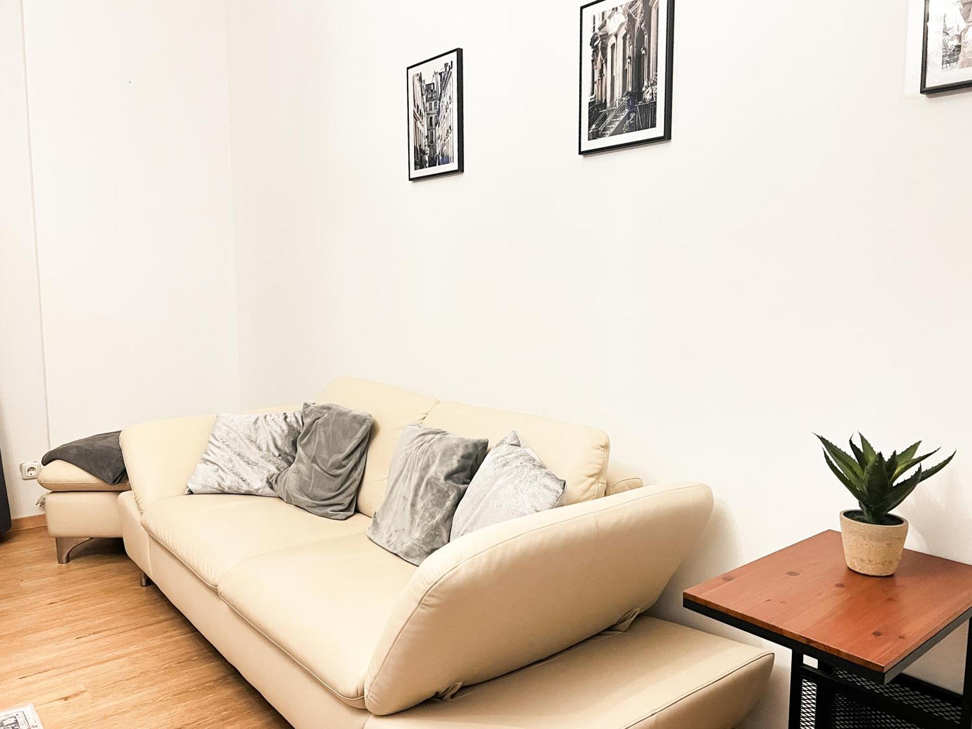 Qonroom - As Individual As You - Oeynhausen City Бад Ойнхаузен Екстериор снимка